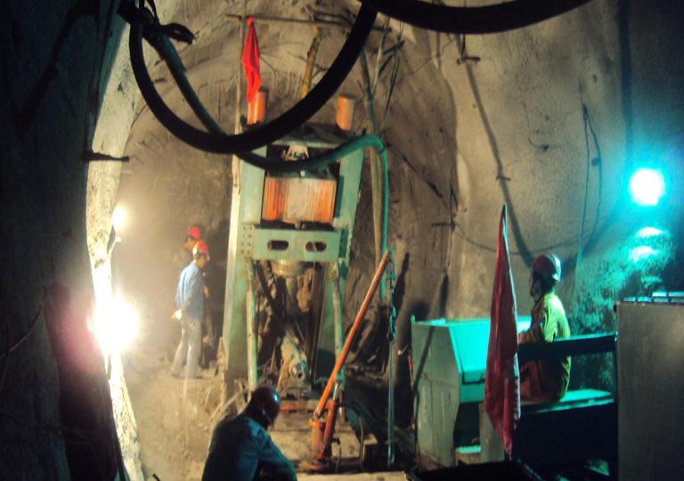 ZFY1.4/40/200反井鉆機，1400反井鉆機